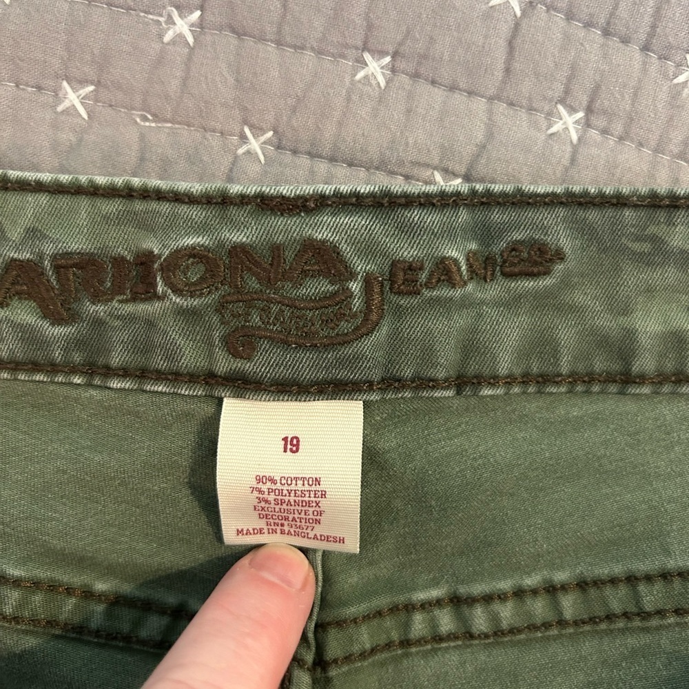 Arizona Jean Company Green Camo Jegging Pants 19 - Picture 7 of 8